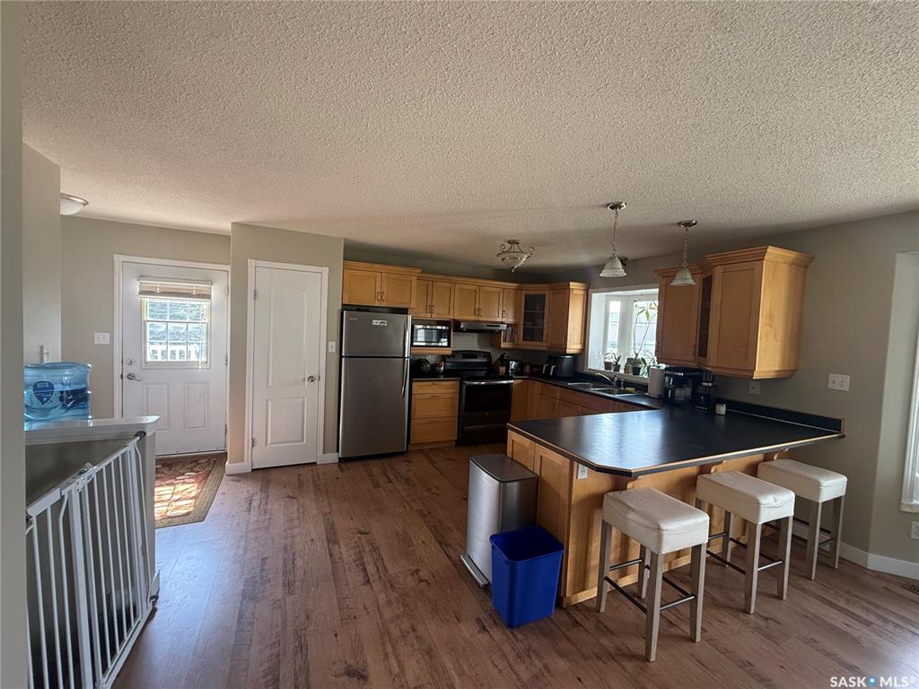 Fifth View of 6 Shaw Place, Assiniboia, Saskatchewan, S0H 0B0