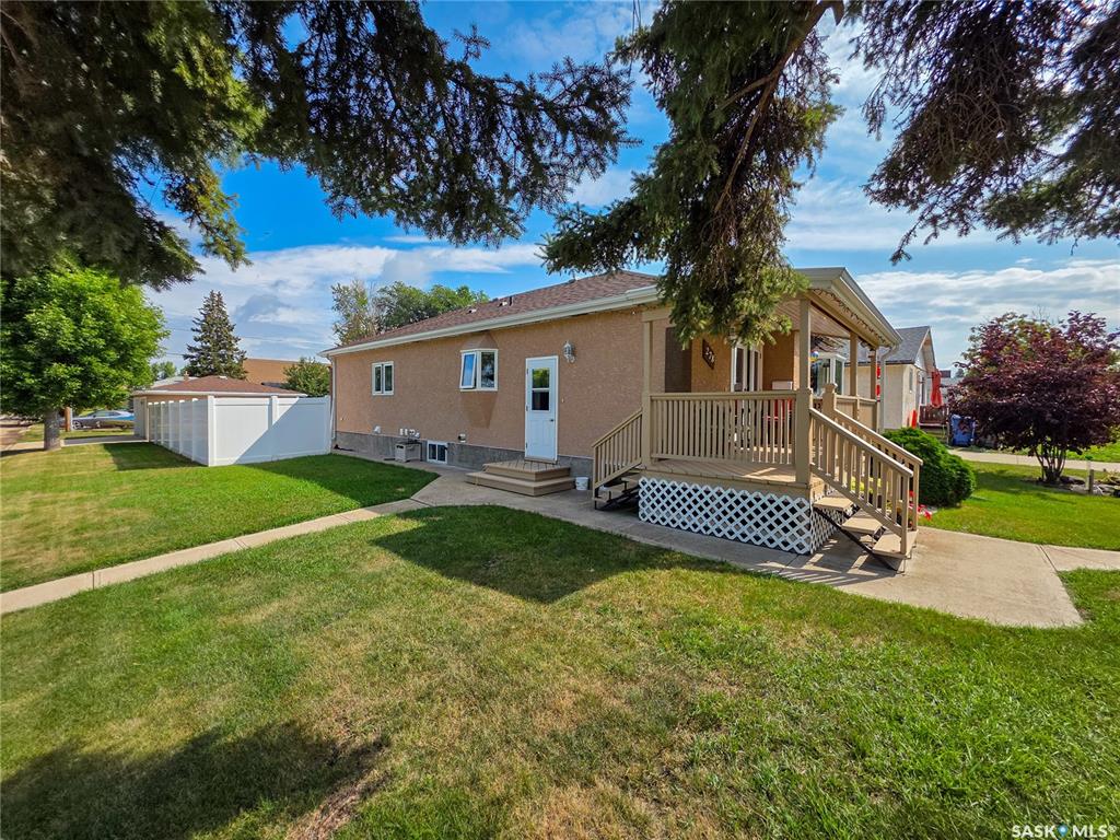 Third View of 278 9th Avenue W, Melville, Saskatchewan, S0A 2P0