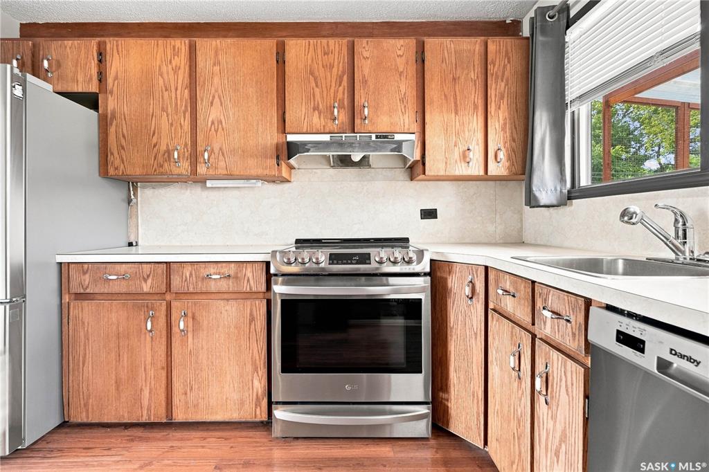 Fourth View of 1016 Hastings Street, Westmount/Elsom, Moose Jaw, Saskatchewan, S6H 5R8