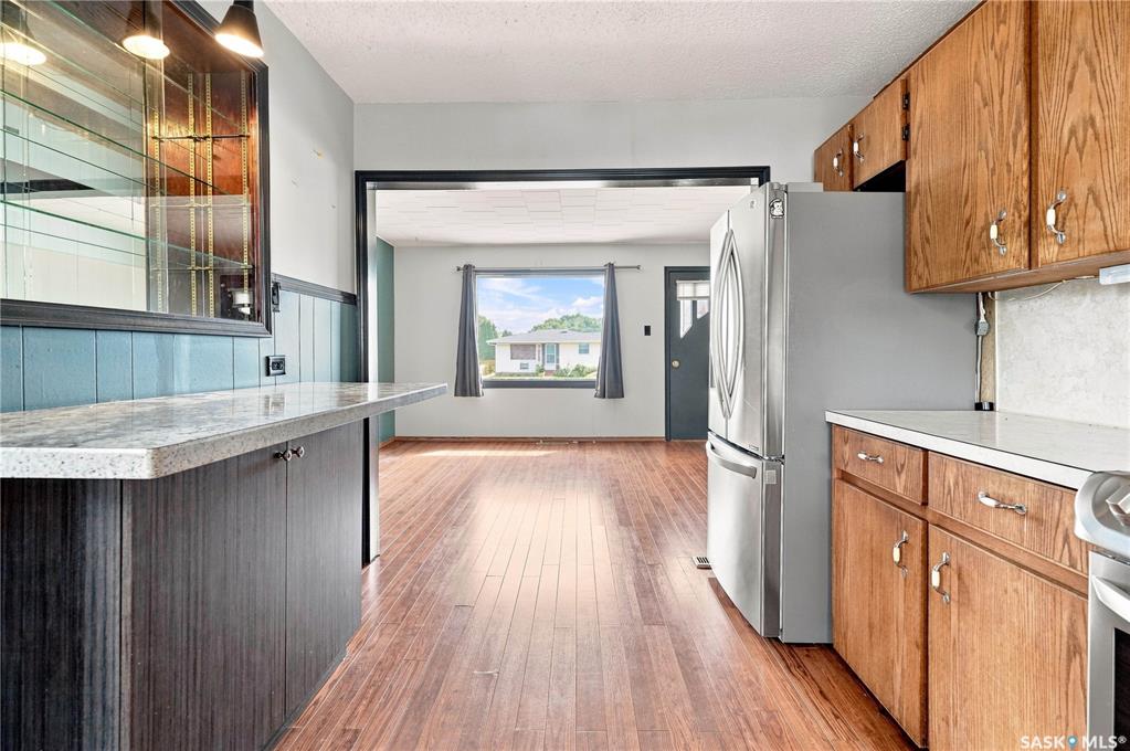 Fifth View of 1016 Hastings Street, Westmount/Elsom, Moose Jaw, Saskatchewan, S6H 5R8