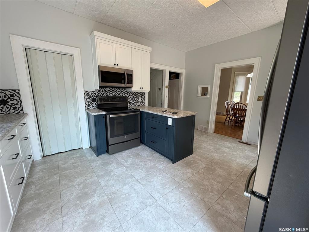 Fourth View of 229 4th Avenue E, Lafleche, Saskatchewan, S0H 2K0