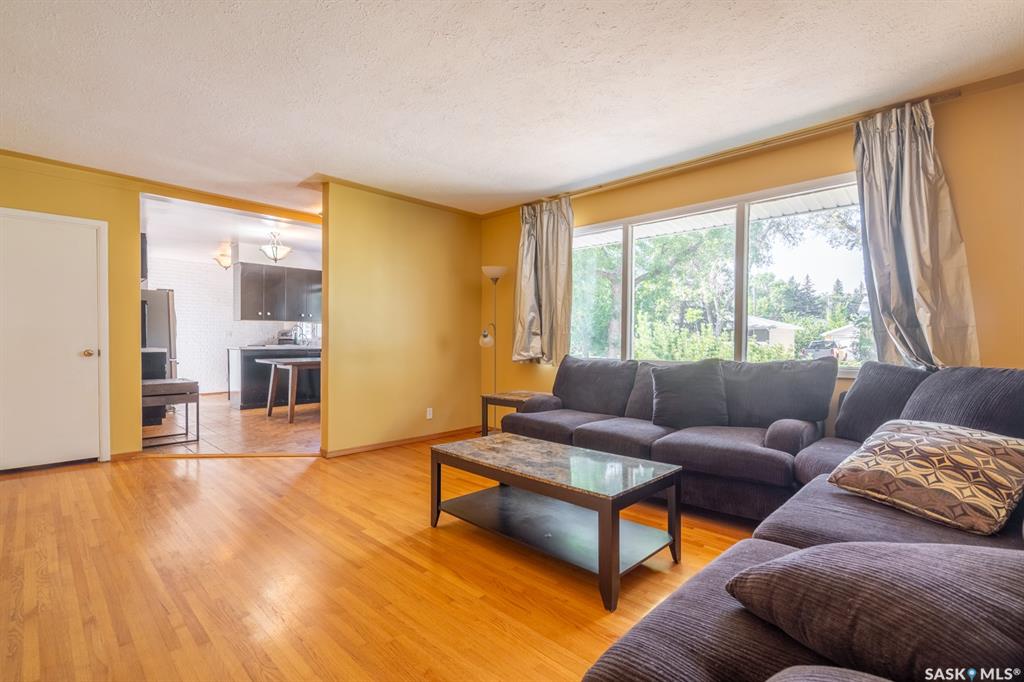 Fourth View of 237 Orchard Crescent, Whitmore Park, Regina, Saskatchewan, S4S 5B9