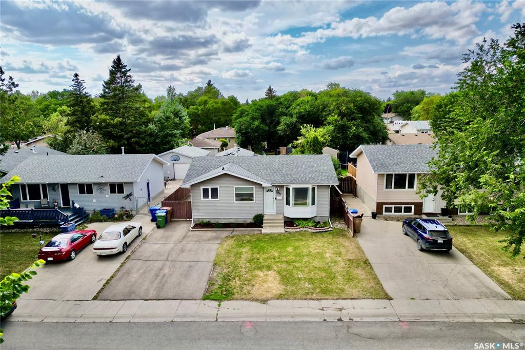 MLS® listing #SK046801 for sale located at 50 Markwell Drive