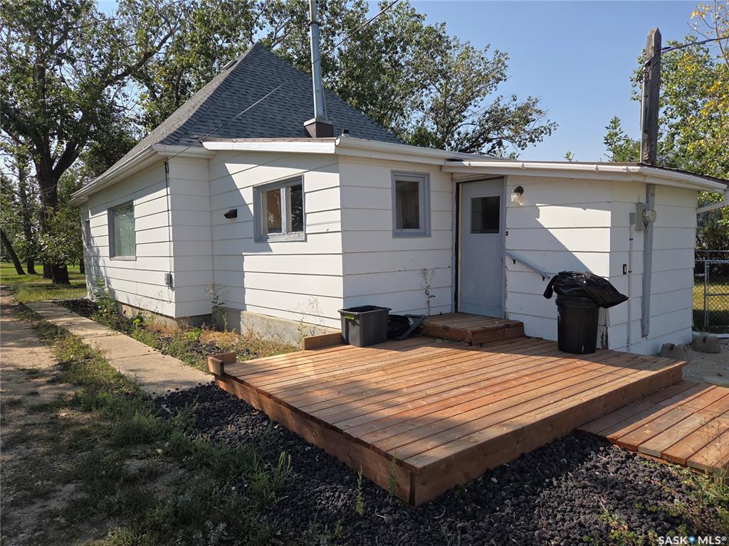 Second View of 215 Kerry Street, Limerick, Saskatchewan, S0H 2P0