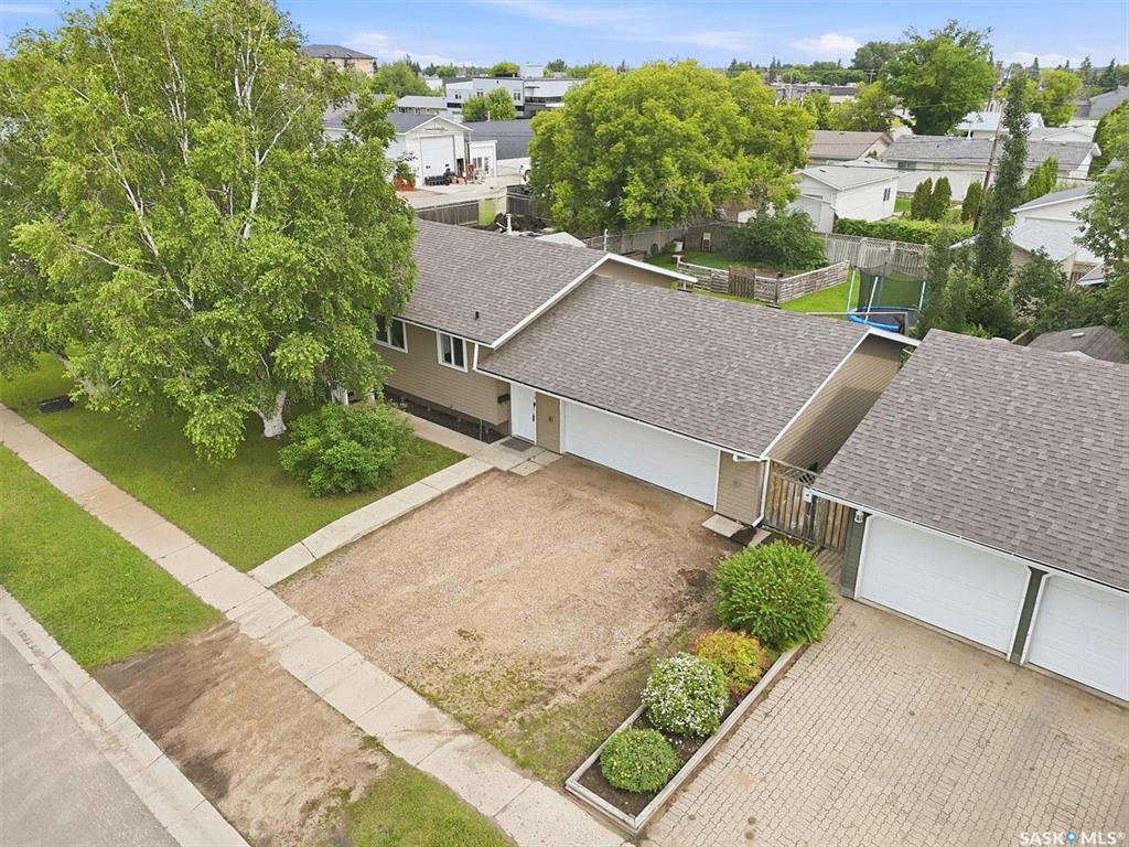 Second View of 418 North Railway Street, Warman, Saskatchewan, S0K 4S0