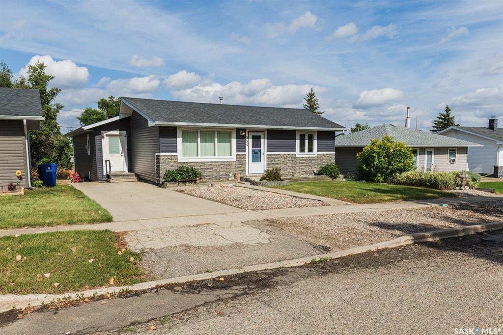 336 Columbia Avenue, SK047045, Saskatchewan,