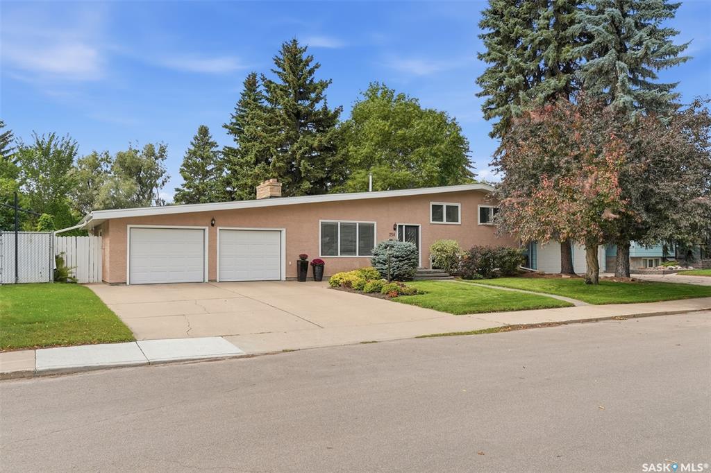 258 East Place, SK047067, Saskatchewan,