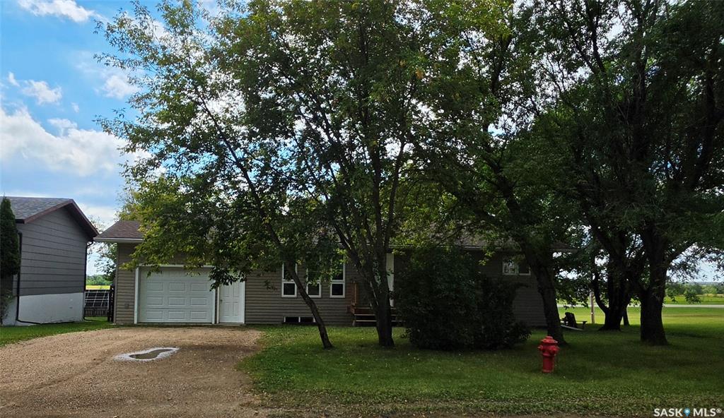 Second View of 327 1st Avenue Nw, Preeceville, Saskatchewan, S0A 3B0
