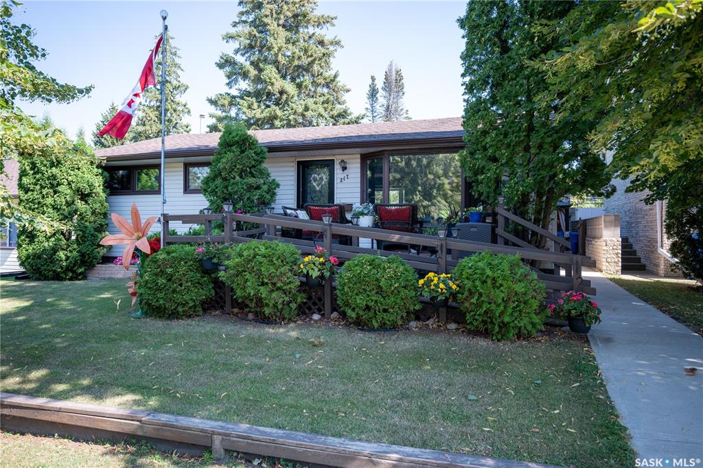 Second View of 217 Fourth Avenue S, Yorkton, Saskatchewan, S3N 1B7