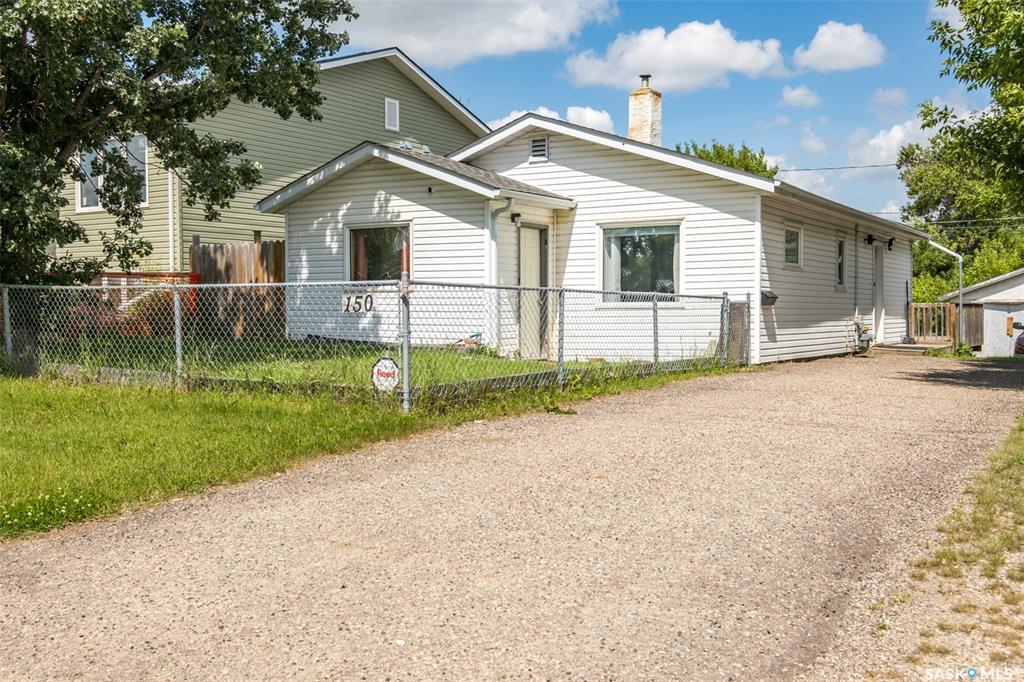 150 31st Street E, SK047120, Saskatchewan,
