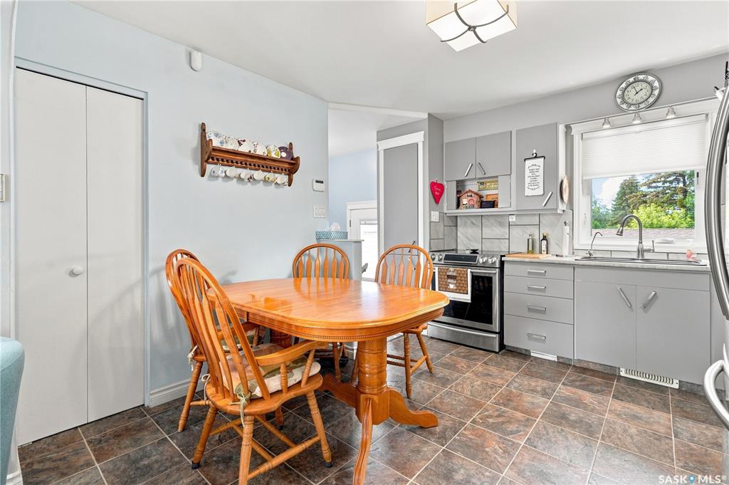 Fifth View of 1001 Mahoney Avenue, Massey Place, Saskatoon, Saskatchewan, S7L 3Z2