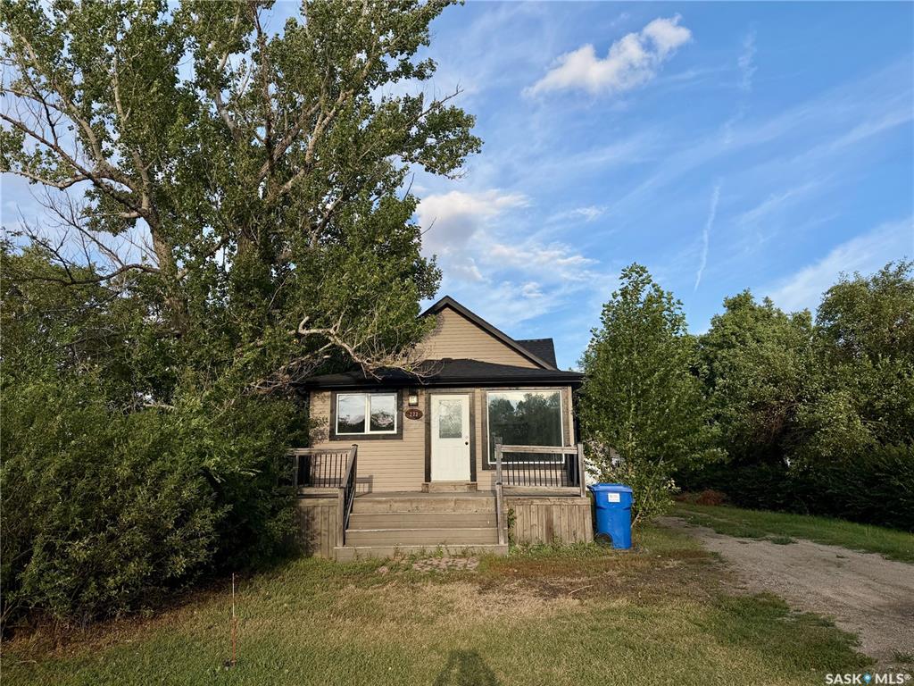 MLS® listing #SK047134 for sale located at 222 1st Street