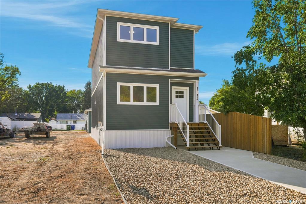 MLS® listing #SK047140 for sale located at 1314 Connaught Avenue