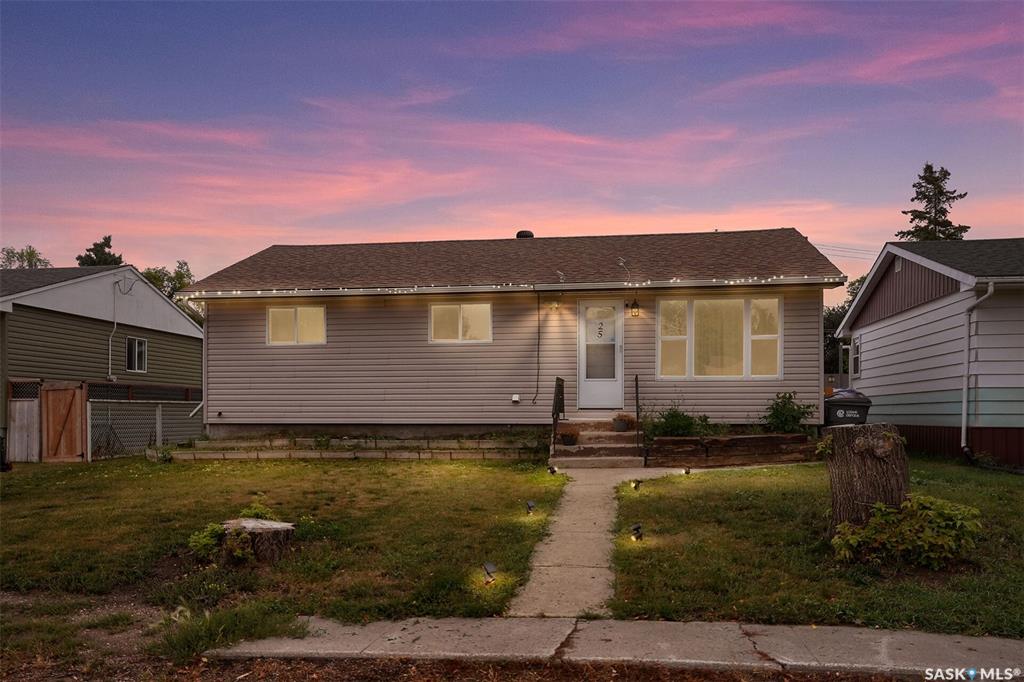 MLS® listing #SK047143 for sale located at 25 Jarvis Street