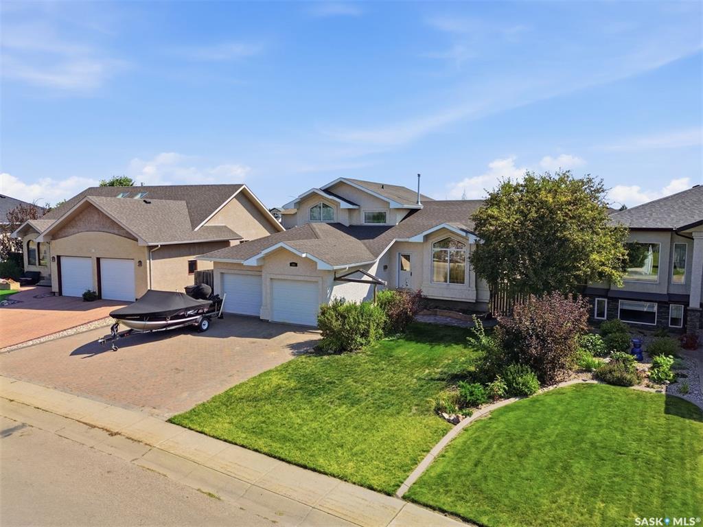 Main View of 506 Crystal Springs Drive, Warman, Saskatchewan, S0K 0A1