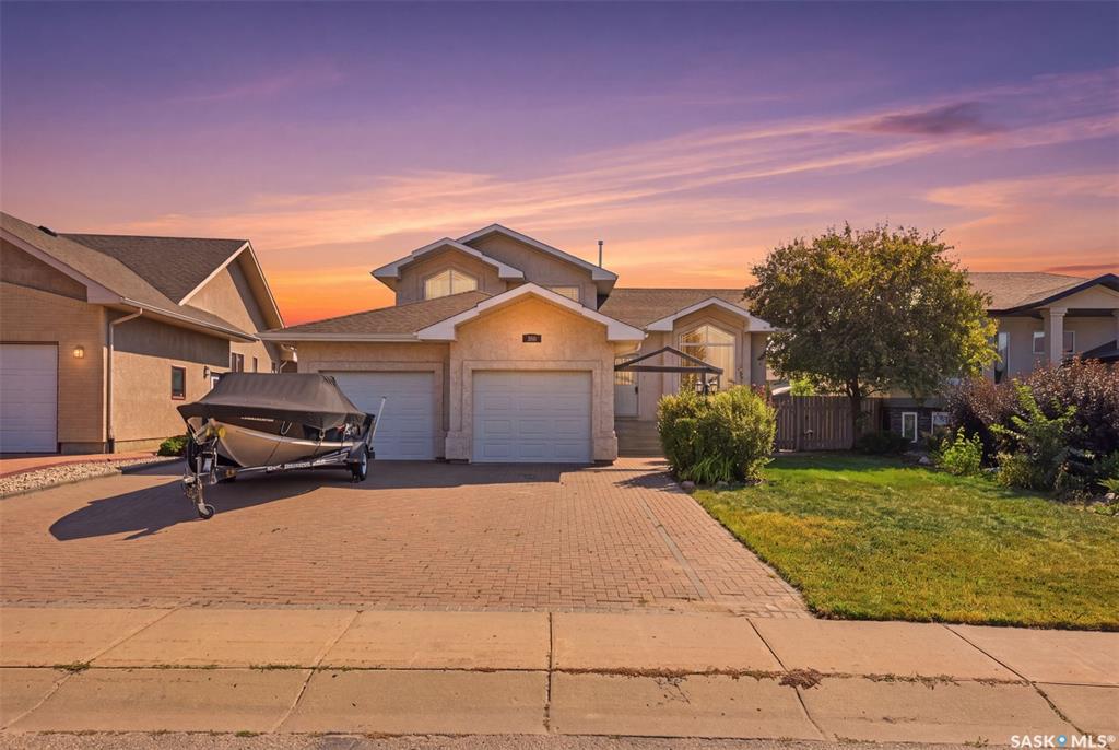 Fifth View of 506 Crystal Springs Drive, Warman, Saskatchewan, S0K 0A1