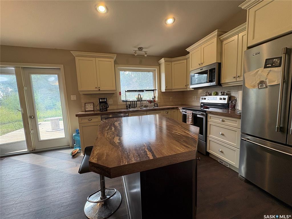 Second View of Rm of Livingstone Acreage, Livingston Rm No. 331, Saskatchewan, S0A 0B0
