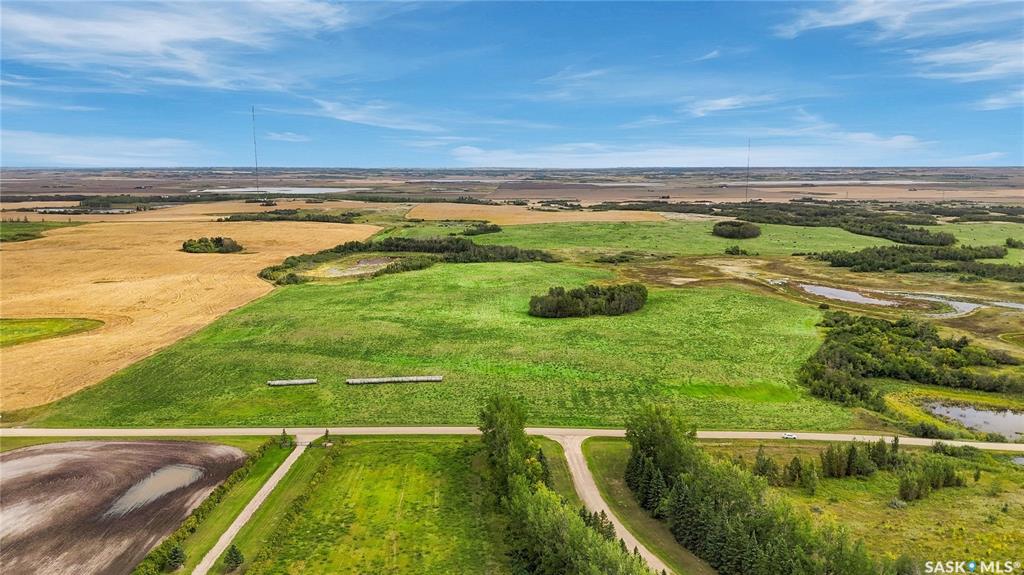 Fifth View of Drews Road Land, Aberdeen No 373, Saskatchewan, S0K 0A0