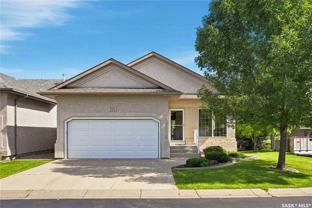 802 Heritage Crescent #201, SK047209, Saskatchewan,