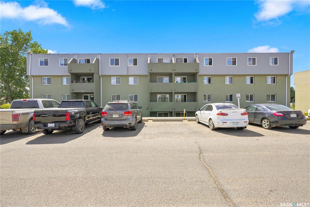 Third View of 510 Laurier Street #409, Central MJ, Moose Jaw, Saskatchewan, S6H 6X6