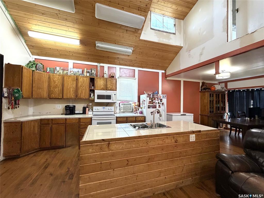 Fifth View of 207 Main Street, Hudson Bay, Saskatchewan, S0E 0Y0