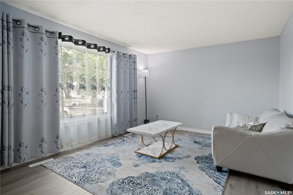 Third View of 664 Retallack Street, Washington Park, Regina, Saskatchewan, S4T 2G4