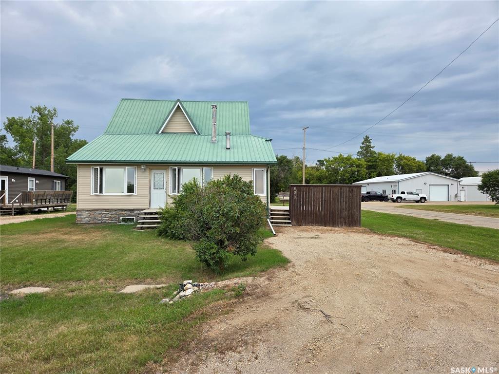 Third View of 620 Railway Avenue, Arcola, Saskatchewan, S0C 0G0