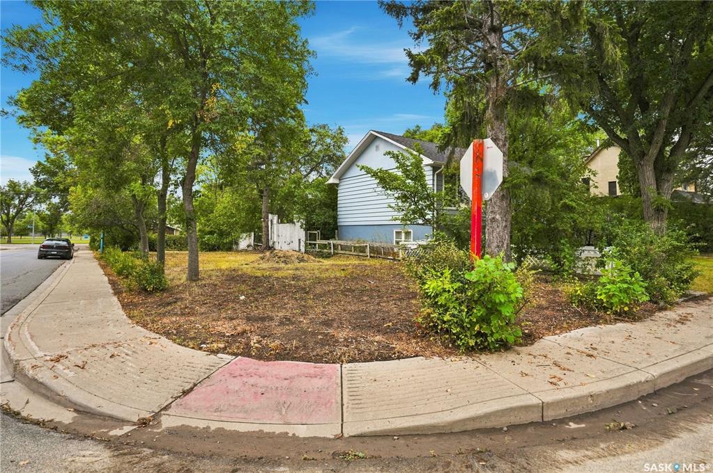 Third View of 2657 Argyle Street, Regina, Saskatchewan, S4S 0K3