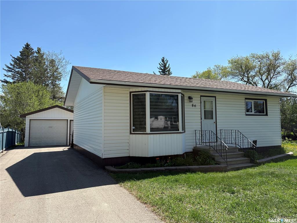 Fifth View of 86 1st Street Sw, Wadena, Saskatchewan, S0A 4J0