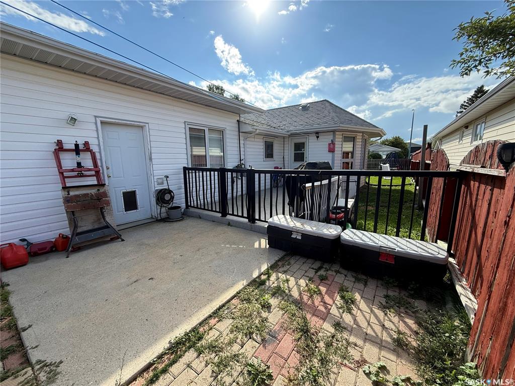 Fourth View of 1849 Eaglesham Avenue, Weyburn, Saskatchewan, S4H 3A6