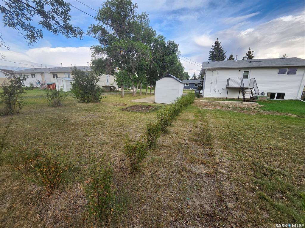 Fifth View of 413 2nd Street N, Cabri, Saskatchewan, S0N 0J0
