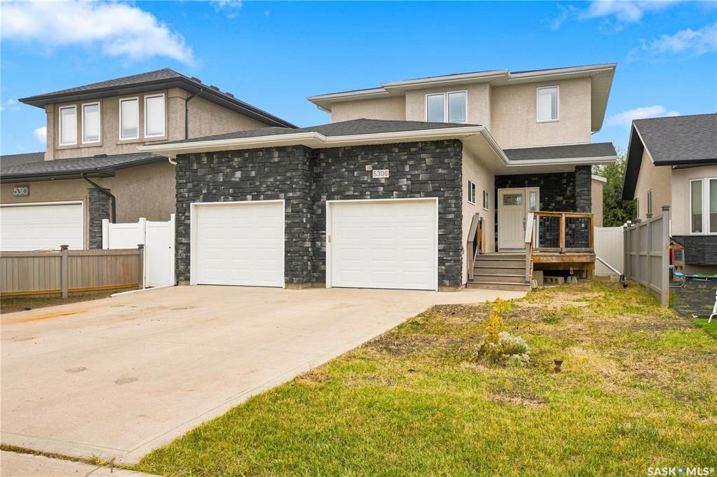 Second View of 5306 Watson Way, Lakeridge Addition, Regina, Saskatchewan, S4X 4P4
