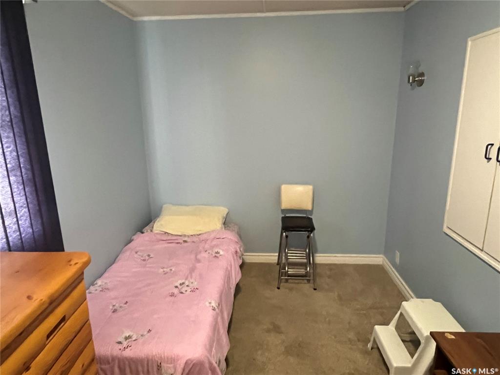 Fourth View of 305 4th Avenue E, Rosetown, Saskatchewan, S0L 2V0