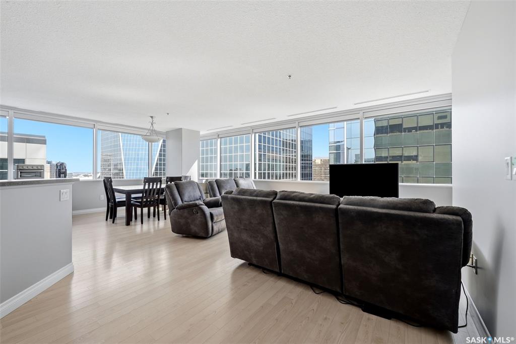 MLS® listing #SK047606 for sale located at 1914 Hamilton Street #903