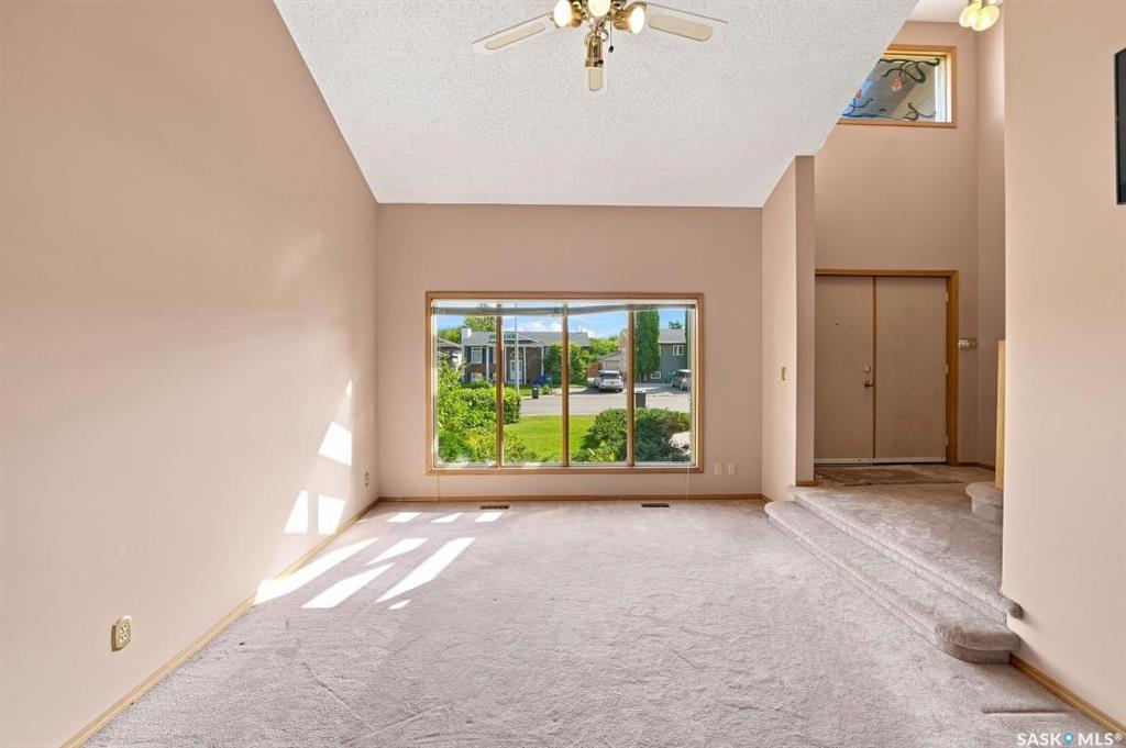 Fourth View of 333 Reid Road, Sutherland, Saskatoon, Saskatchewan, S7N 3J8