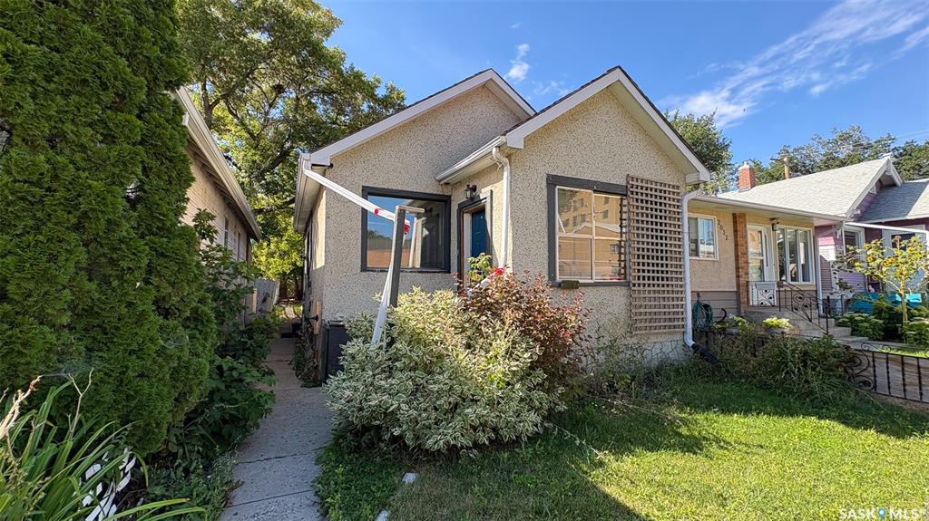 2034 Quebec Street, SK047762, Saskatchewan,