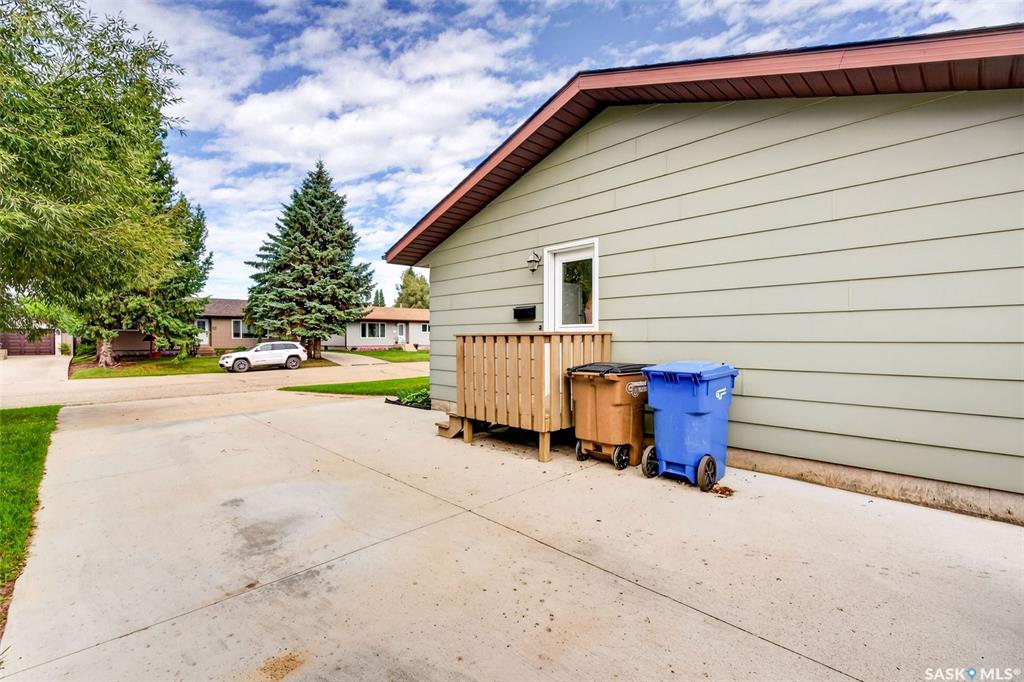 Third View of 107 Elizabeth Street, Melfort, Saskatchewan, S0E 1A0
