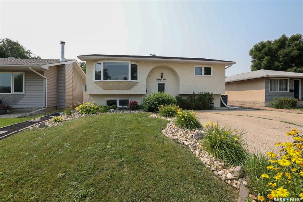 MLS® listing #SK047859 for sale located at 86 Straub Crescent