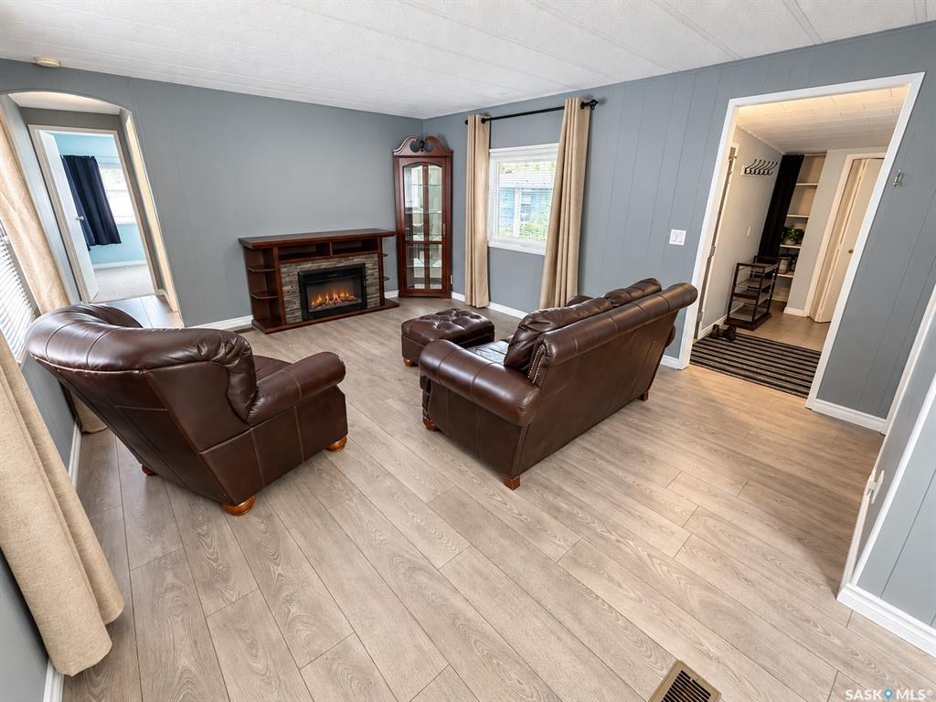 Third View of 1746 Coteau Avenue, Weyburn, Saskatchewan, S4H 2R7