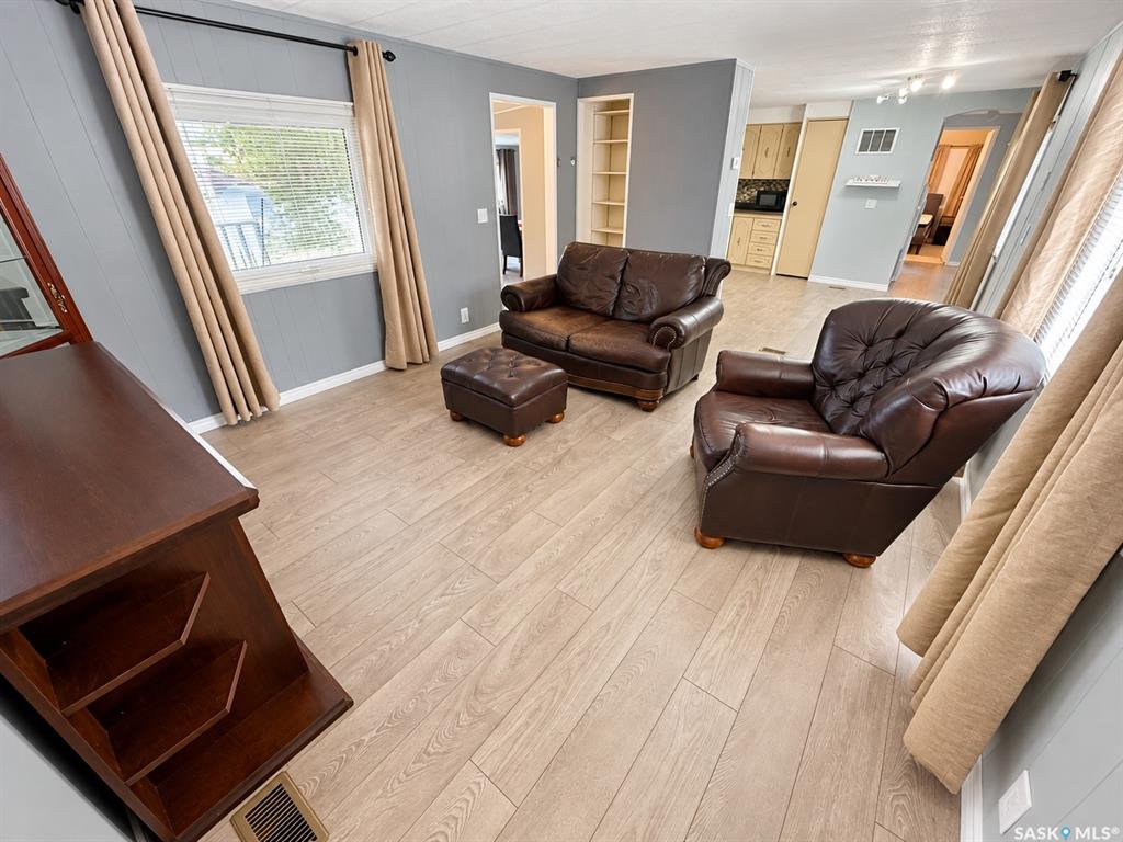 Fourth View of 1746 Coteau Avenue, Weyburn, Saskatchewan, S4H 2R7