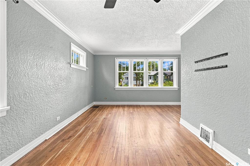 Fifth View of 2250 Broder Street, Broders Annex, Regina, Saskatchewan, S4N 3S6