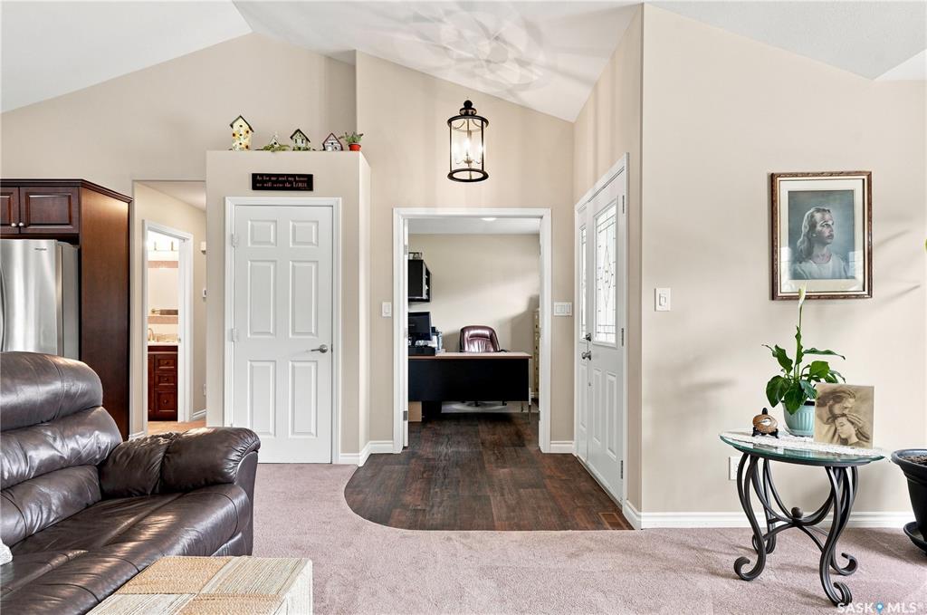 Fifth View of 374 TWP-RD, Corman Park Rm No. 344, Saskatchewan, S7K 3J5