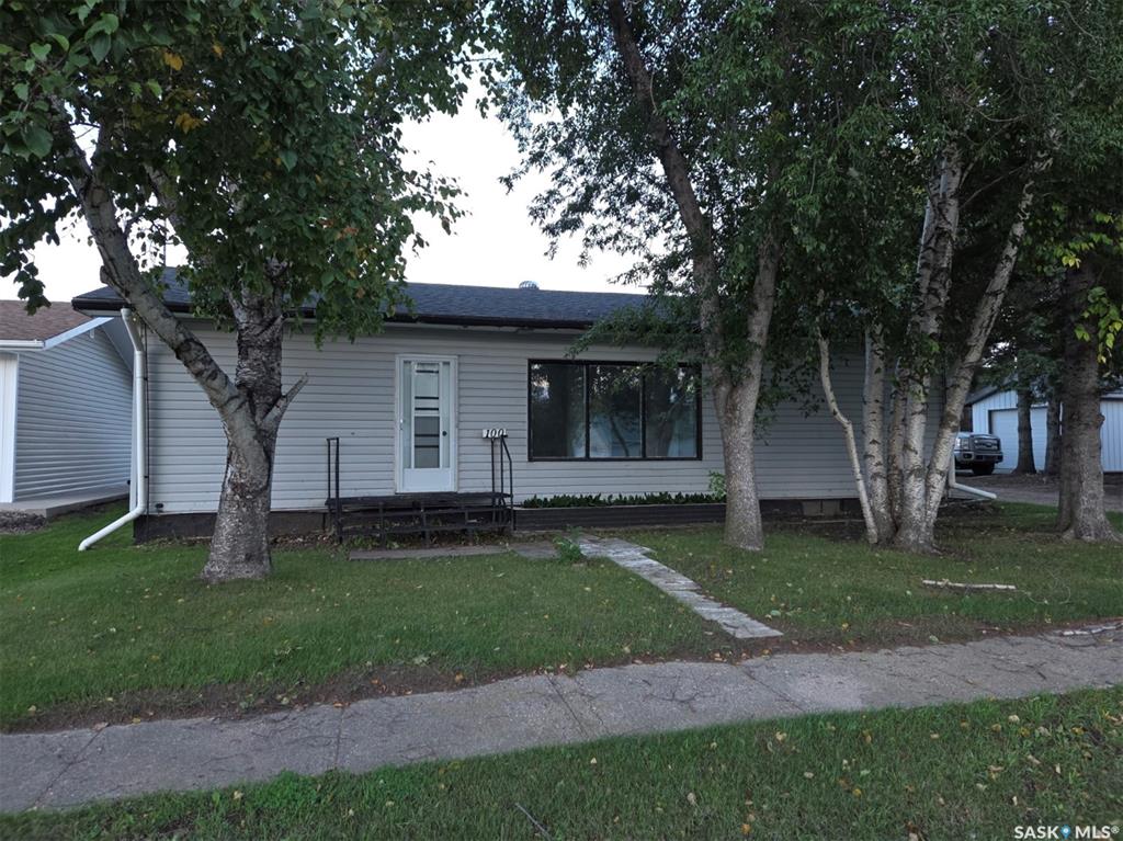 100 3rd Avenue N, SK047955, Saskatchewan,