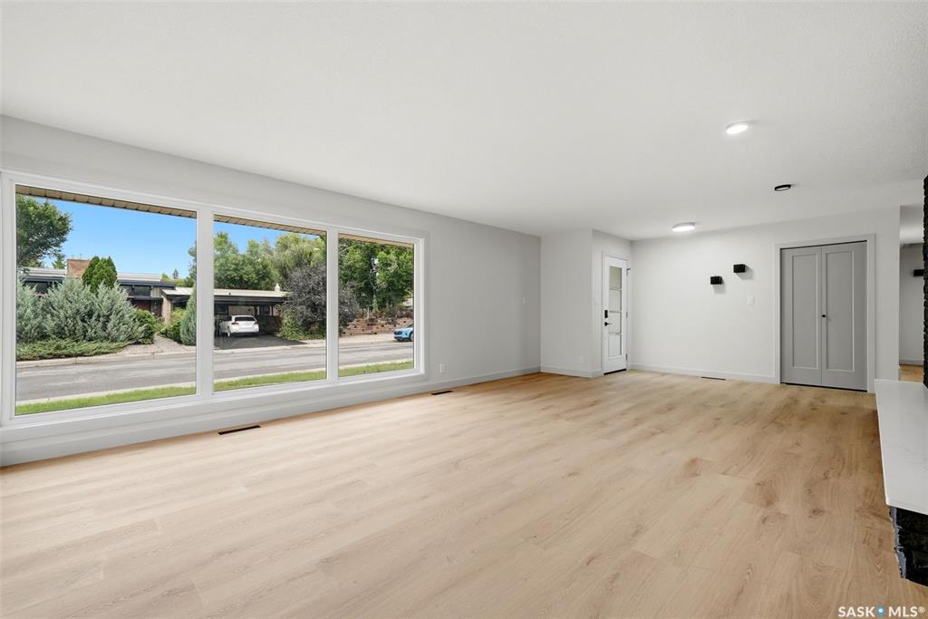 Second View of 2251 Jubilee Avenue, Hillsdale, Regina, Saskatchewan, S4S 3V3