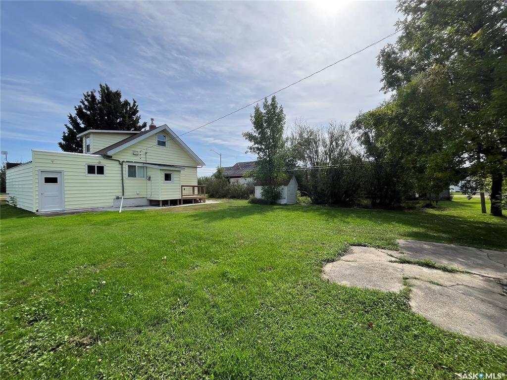 Fourth View of 401 Railway Avenue, Tramping Lake, Saskatchewan, S0K 4H0