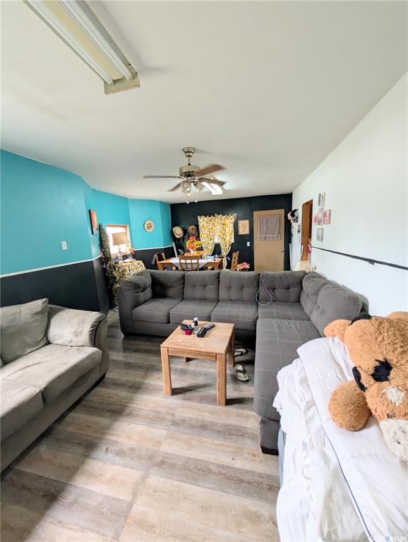 Third View of 439 4th Street W, Shaunavon, Saskatchewan, S0N 2M0