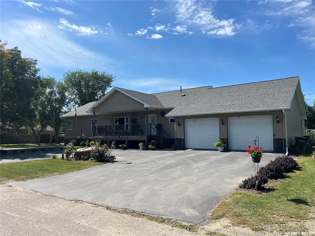 Third View of 105 Jim Headington Way, Wadena, Saskatchewan, S0A 4J0