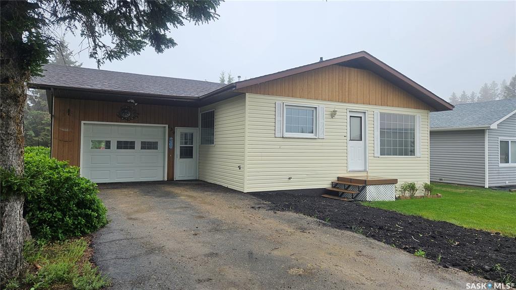 139 Center Street, SK048133, Saskatchewan,