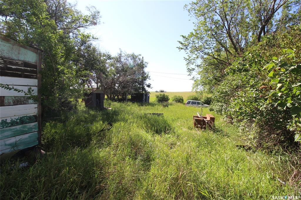 Second View of 808 2nd Avenue S, Simmie, Saskatchewan, S0N 2N0