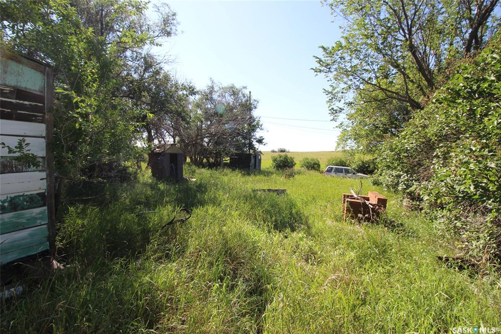 Fifth View of 808 2nd Avenue S, Simmie, Saskatchewan, S0N 2N0